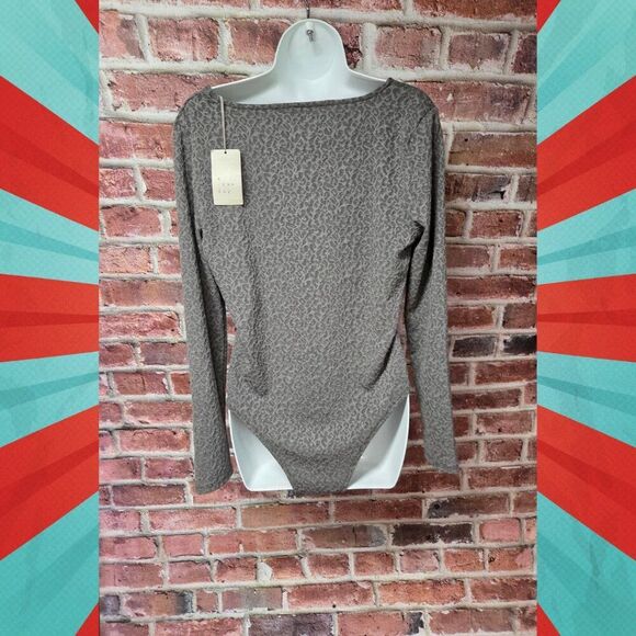 A New Day Long Sleeve Bodysuit | Women’s XXL | Gray Square Neck Stretch Fit - Picture 2 of 6